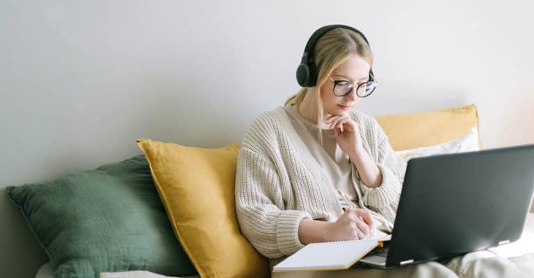 Comment prospecter et fidéliser ses clients en freelance ?
