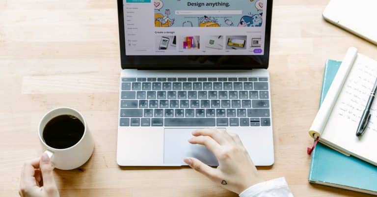 Quels sont les outils essentiels pour organiser son activité freelance ?