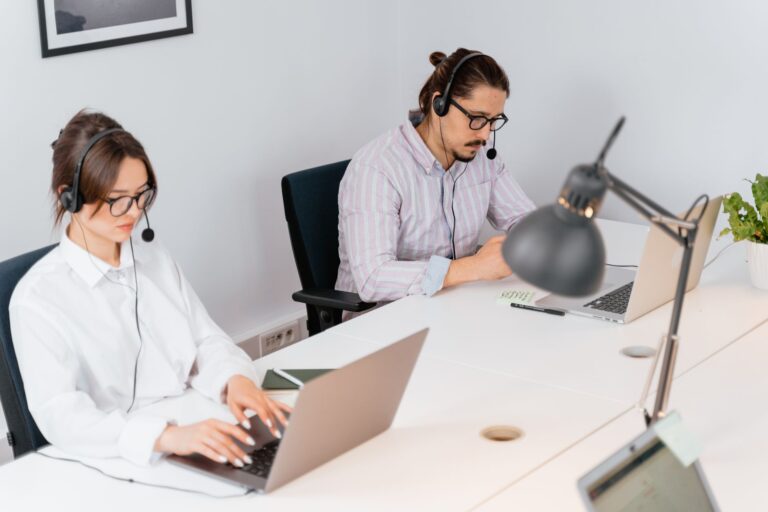 Comment se différencier par la qualité du service client en freelance ?