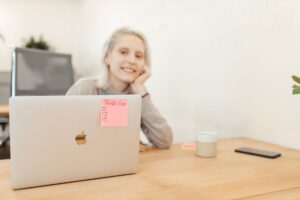 Comment automatiser certaines tâches pour gagner du temps en freelance ?