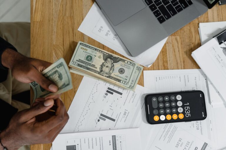 Comment gérer efficacement ses finances en tant que freelance ?