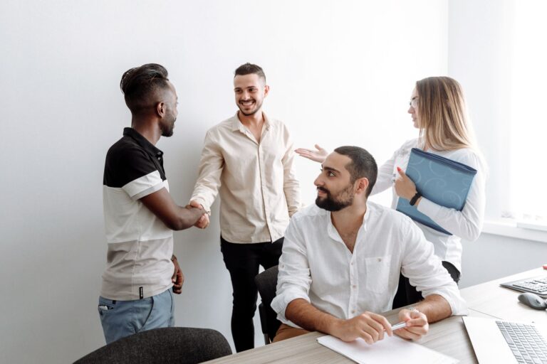 Comment maximiser les opportunités de collaborations avec d&rsquo;autres freelances ?