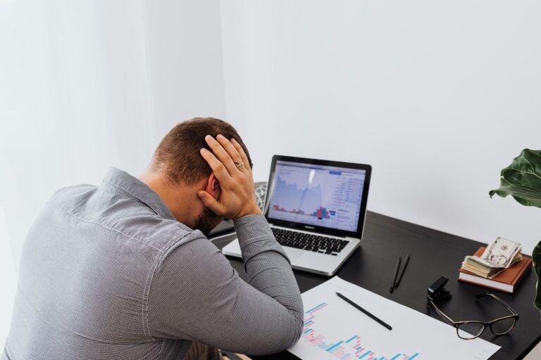 Quels sont les risques et opportunités de l&rsquo;entreprenariat en freelance ?