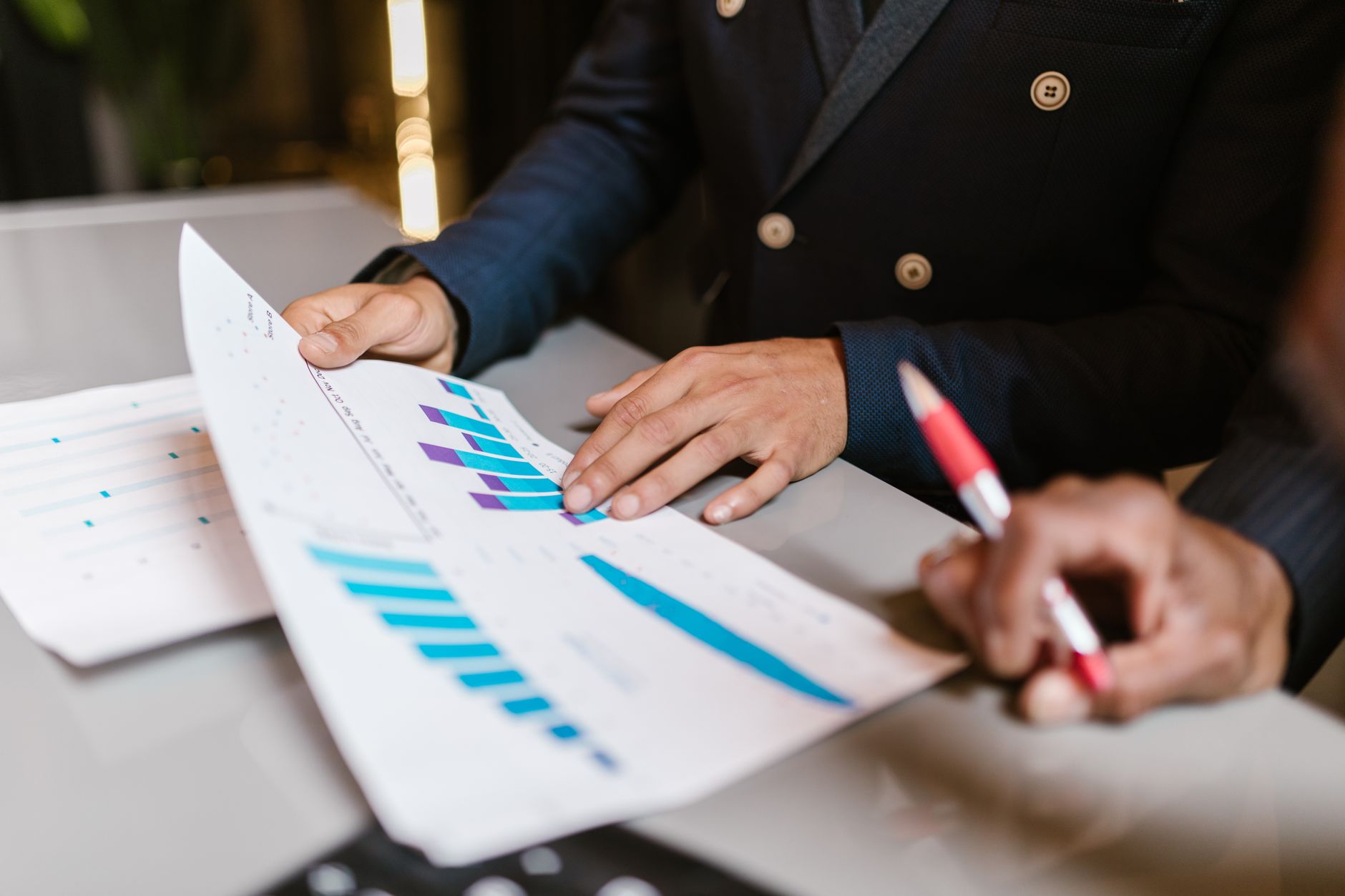 Signaux faibles en entreprise : les indicateurs à surveiller avant qu’ils ne s’installent